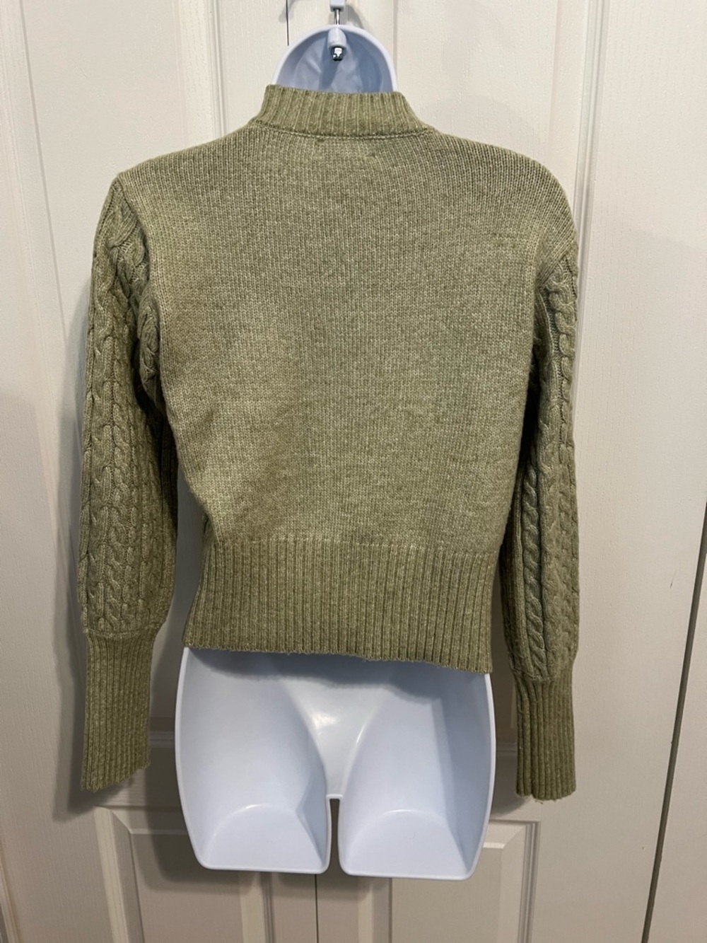 Rachel Zoe Heather Green Cable Knit Button-Front Sweater/Cardigan - Picture 4 of 6
